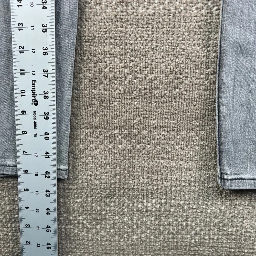 Levis keywords streetwear